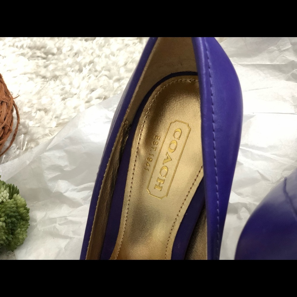 Coach Leather Pump - size 5 - Picture 10 of 16